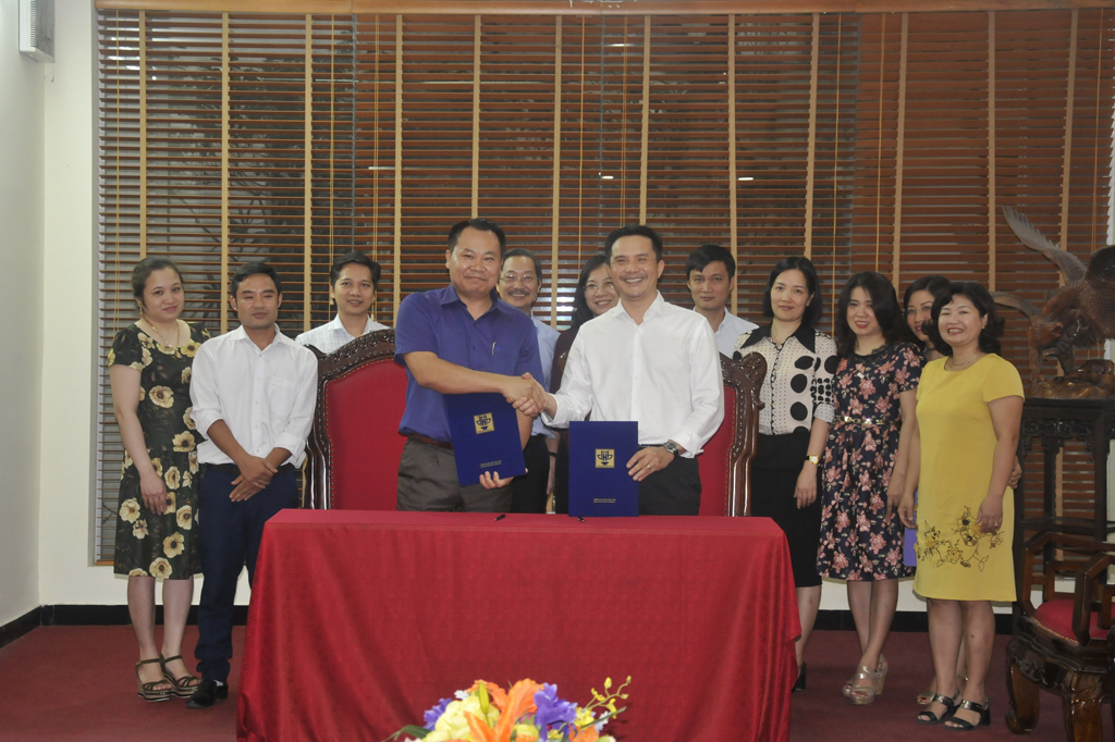 Lễ ký kết thỏa thuận hợp tác toàn diện giữa Trường Đại học Kiến trúc Hà Nội và Trường Trung cấp Kỹ thuật - Nghiệp vụ Sông Hồng
