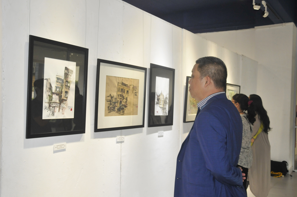Khai mạc Triển lãm Mỹ thuật Giao lưu Hội họa - Exchange Painting chào mừng kỷ niệm ngày Kiến trúc Việt Nam