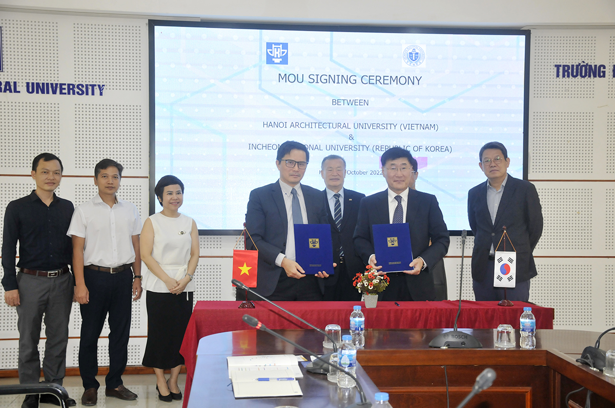 Trường Đại học Kiến trúc Hà Nội ký kết biên bản ghi nhớ hợp tác với Đại học Quốc gia Incheon Hàn Quốc