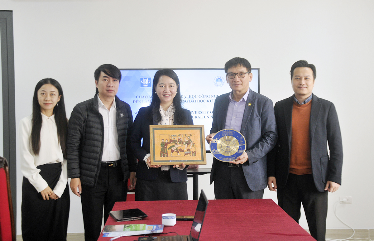 Trường Đại học Kiến trúc Hà Nội tiếp và làm việc với đại diện Trường Đại học Công nghệ Hoa Nam (Trung Quốc)