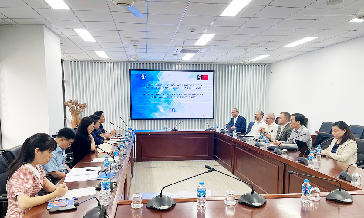 Cơ hội học chuyển tiếp các chương trình sau đại học cho học viên và sinh viên Trường Đại học Kiến trúc Hà Nội tại Trường Đại học Swinburne Australia