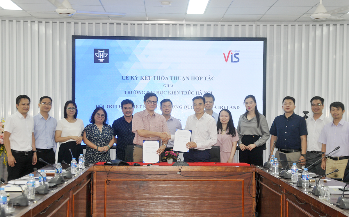 Cơ hội quý giá dành cho sinh viên Trường Đại học Kiến trúc Hà Nội học tập và làm việc tại Vương Quốc Anh và cộng hòa Ireland