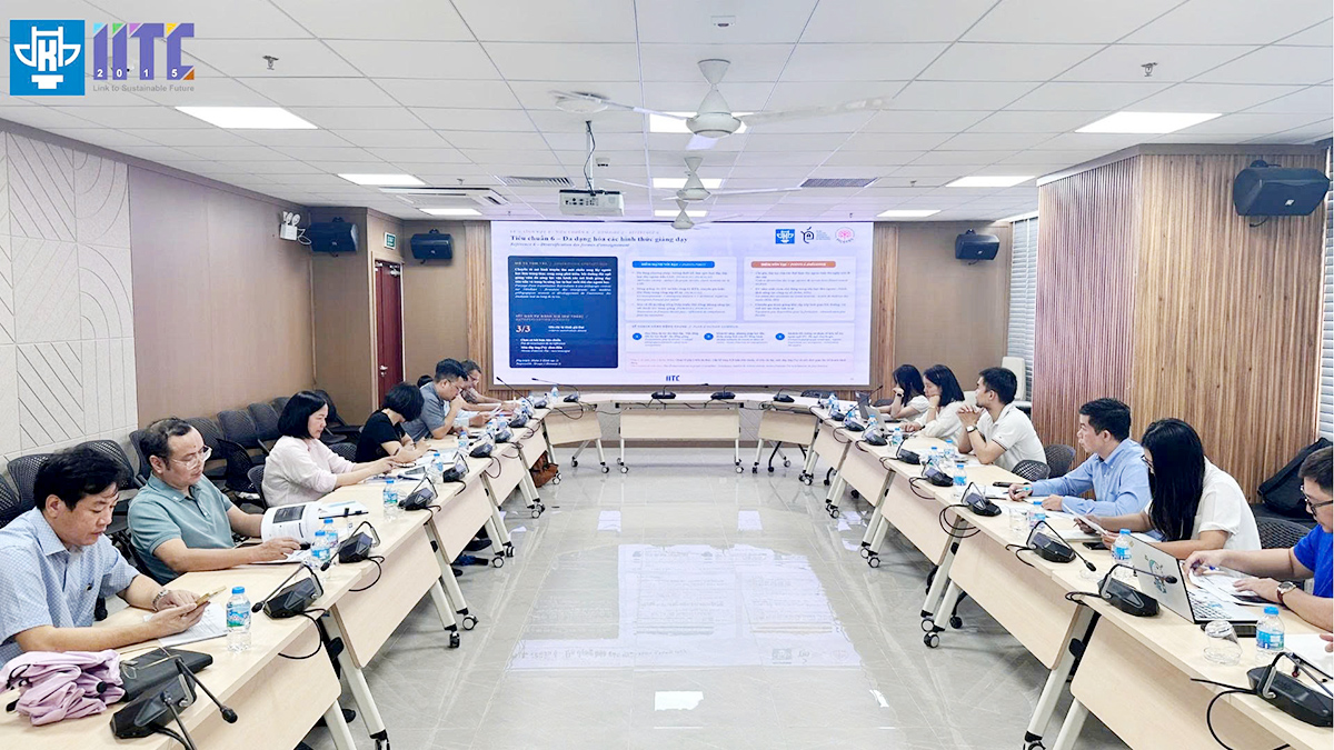 Trường Đại học Kiến trúc Hà Nội đẩy mạnh công tác tự đánh giá chương trình liên kết đào tạo Cử nhân Kiến trúc (DEEA) theo bộ tiêu chuẩn HCERES