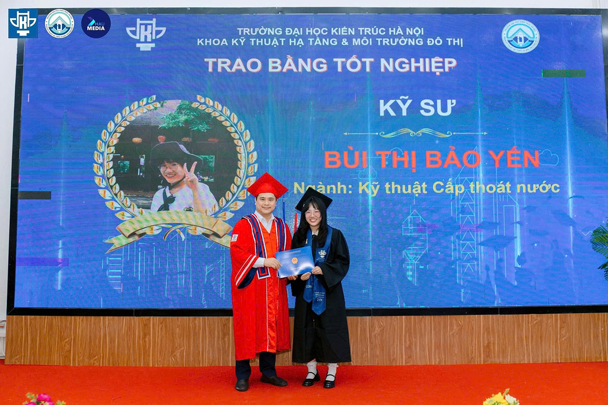 Nữ thủ khoa cấp thoát nước trường Kiến trúc và lựa chọn 'không dành cho số đông'