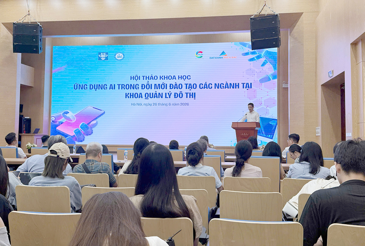 Trường Đại học Kiến trúc Hà Nội tổ chức Hội thảo khoa học Ứng dụng AI trong đổi mới đào tạo tại Khoa Quản lý đô thị