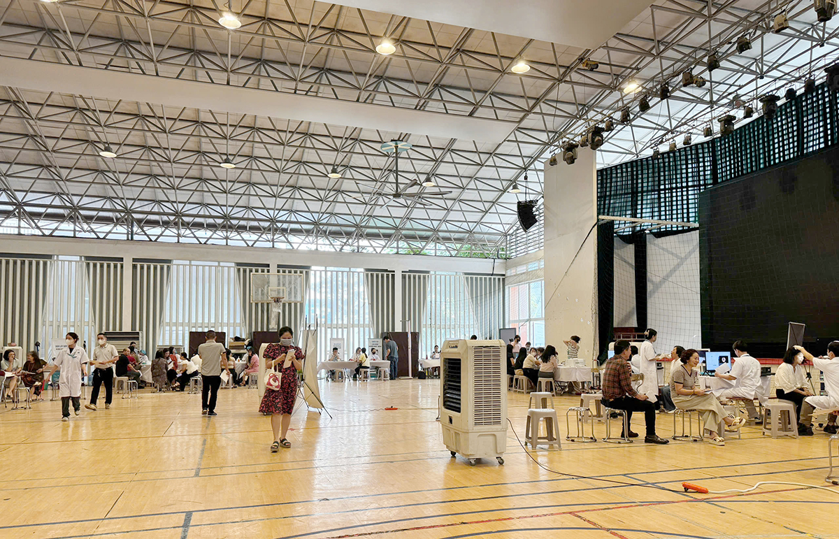 Trường Đại học Kiến trúc Hà Nội thiết thực chăm lo đời sống người lao động qua chương trình khám sức khỏe định kỳ năm 2026