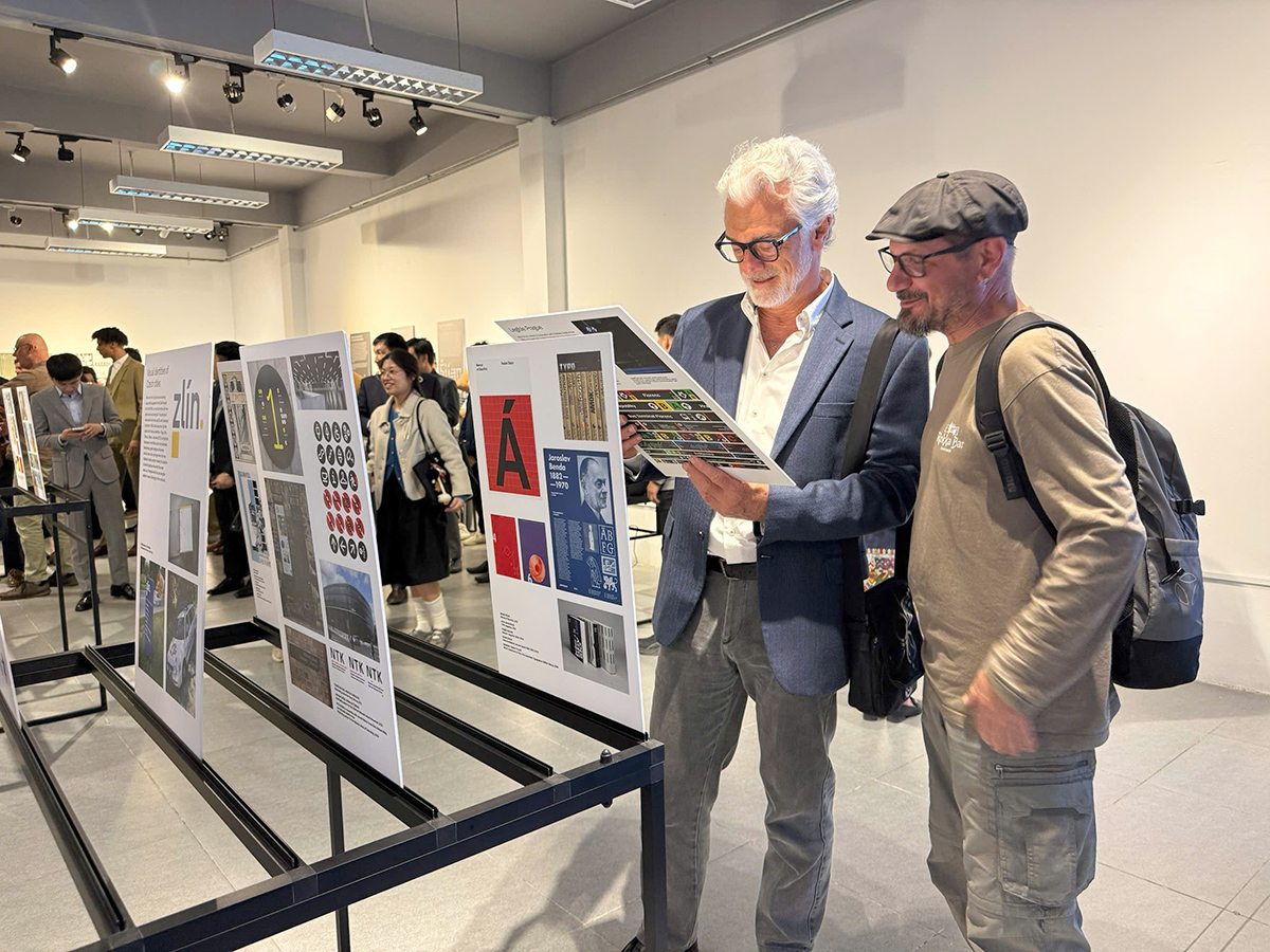 Khai mạc Triển lãm quốc tế 